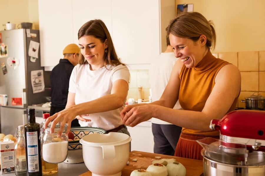 Vienna; Cooking Class: Make Schnitzel & Apple Strudel - How much hands-on time will you get?