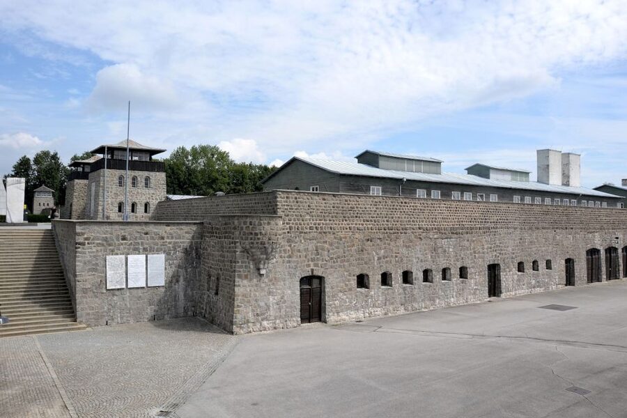 Vienna: Day Trip to Mauthausen Concentration Camp Memorial - Who should take this tour?