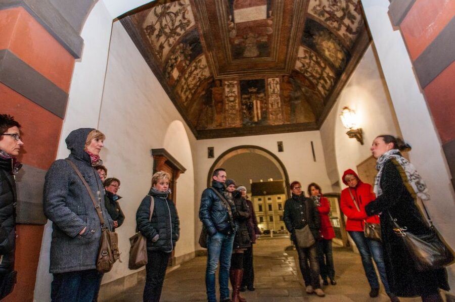 Vienna: Ghosts and Legends Guided Nighttime Walking Tour - Starting near Hofburg Palace and the Augustinian Church