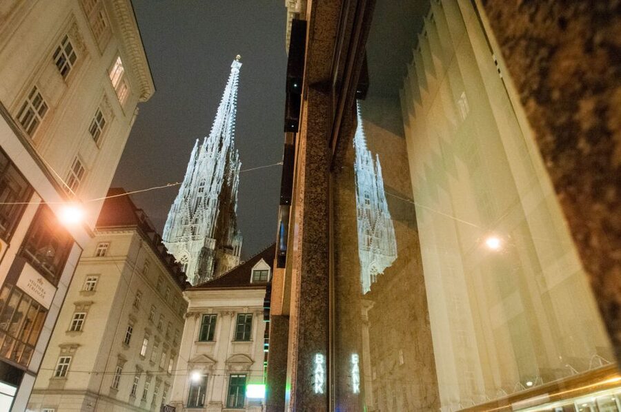 Vienna: Ghosts and Legends Guided Nighttime Walking Tour - Is $20 a fair price for this Vienna night tour?
