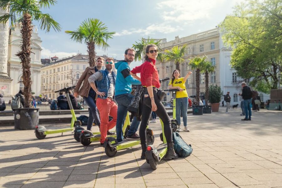 Vienna: Guided Tour by Kick Bike or E-Scooter with a Local - Why a scooter is a smart way to see Vienna
