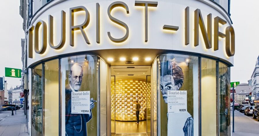 Vienna: Guided Walking Tour of City Center Highlights - Key points at a glance