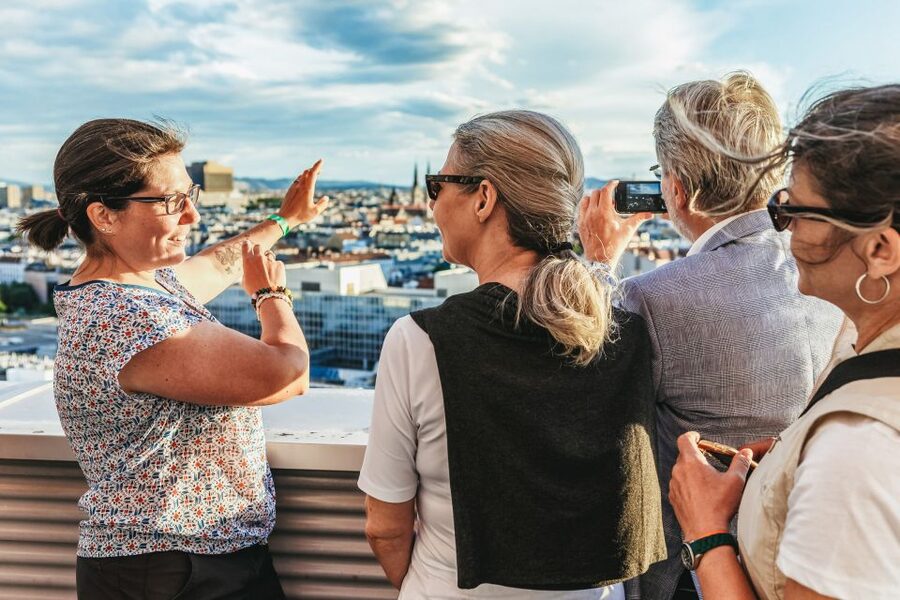 Vienna: Guided Walking Tour of City Center Highlights - A turn through the Blutgasse district
