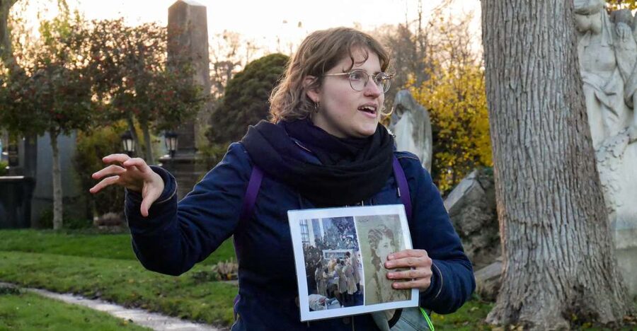 Vienna: Guided Walking Tour of the Central Cemetery - Meeting at Tor 2 and getting your bearings