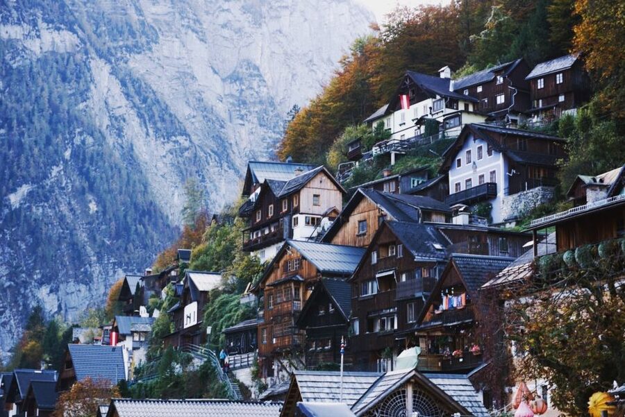 Vienna: Hallstatt & Alpine Peaks Day Trip with Admont Abbey - Why this Vienna day trip takes all day