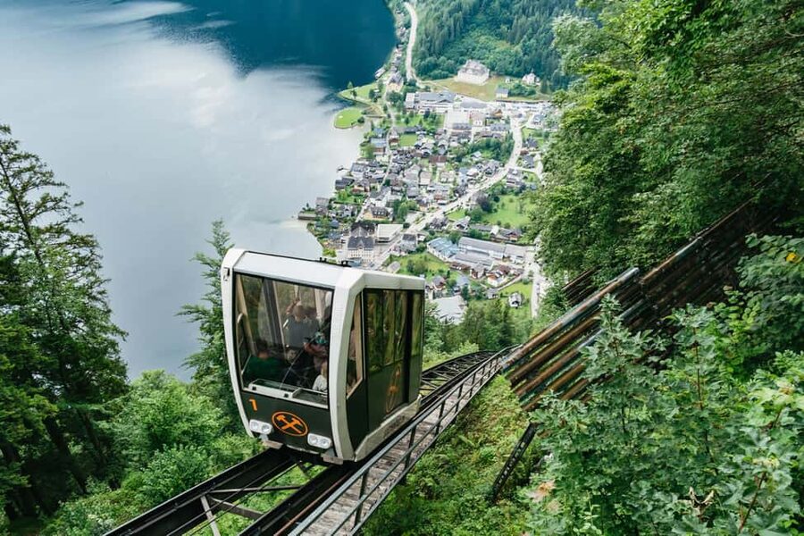 Vienna: Hallstatt & Alpine Peaks Day Trip with Skywalk Lift - Is a Vienna day trip to Hallstatt worth the long ride?