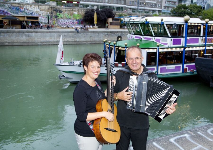 Vienna: Heurigen Cruise with Viennese Songs and Buffet - A Viennese wine-tavern evening on the Danube