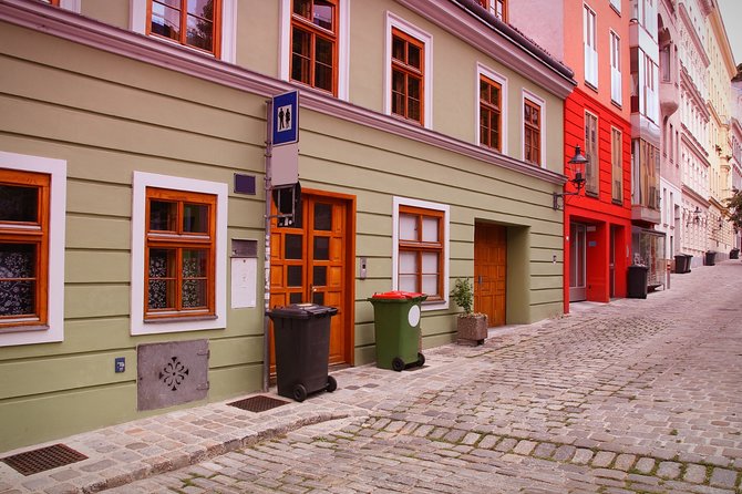 Vienna Highlights Self guided scavenger hunt and Walking Tour - Pace, breaks, and the two-and-a-half-hour schedule