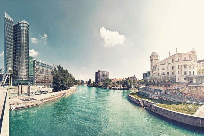 Vienna Highlights Small-Group Bike Tour - Following the Ringstrasse around imperial Vienna