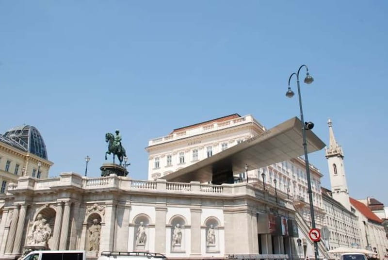 Vienna: History Highlight Walking Tour - St. Michael’s Church and the Habsburg court