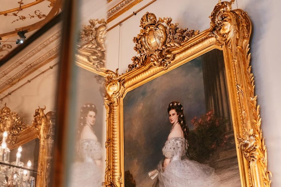 Vienna: Hofburg and Empress Sisi Museum Guided Tour - The Augustinian Church and a royal wedding connection