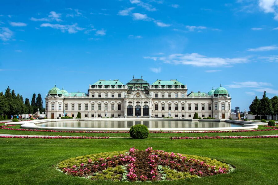 Vienna: Hop-on Hop-off, Ferris Wheel, and River Cruise - The main drawbacks to plan around