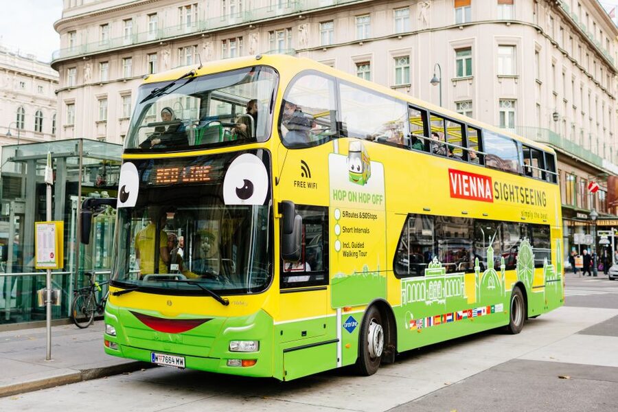 Vienna: Hop-On Hop-Off Sightseeing Bus Tour in 19 Languages - Key points to know before you board