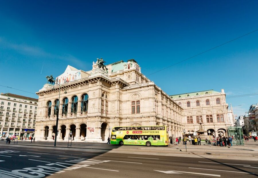 Vienna: Hop-On Hop-Off Sightseeing Bus Tour in 19 Languages - Timing, comfort, and practical use
