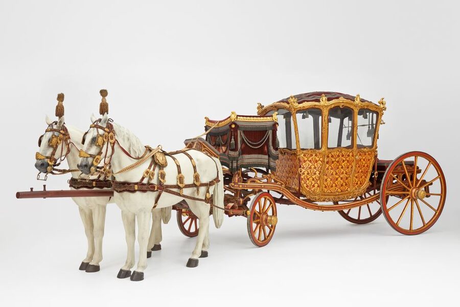 Vienna: Imperial Carriage Museum in Schönbrunn Palace Ticket - The Sisi Trail moves from public ceremony to private image