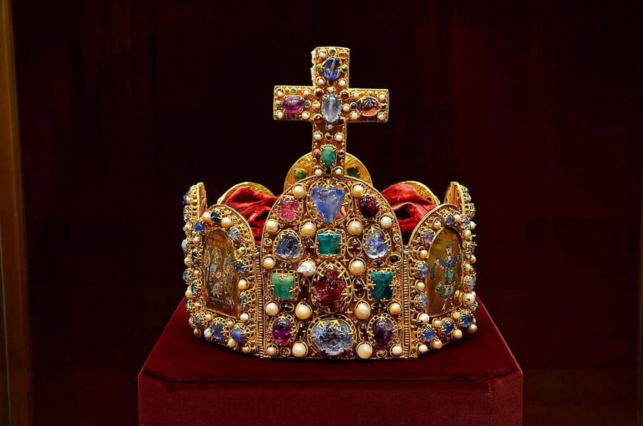 Vienna: Imperial Treasury & New Hofburg Palace Combo Ticket - The New Hofburg and the House of Habsburg tour