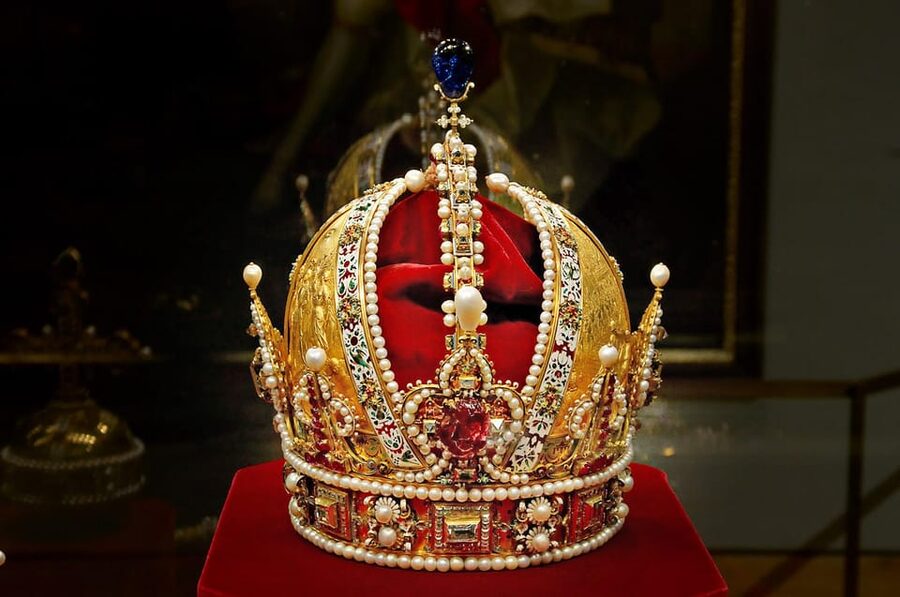 Vienna: Imperial Treasury & New Hofburg Palace Combo Ticket - What the $40 price really buys you