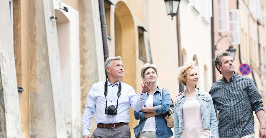Vienna: Mozart Private Guided Tour - Entering Mozart’s House on Domgasse