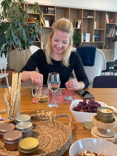 Vienna: Natural soy wax candles Workshop - The Two-Hour Candle-Making Rhythm
