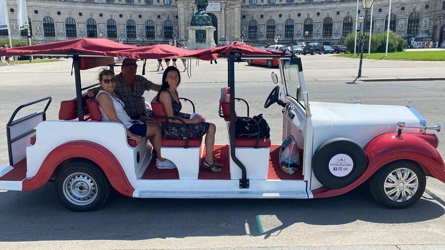Vienna: Old Town Sightseeing Tour in a Vintage-Style E-Car - Why this little electric car works so well in Vienna