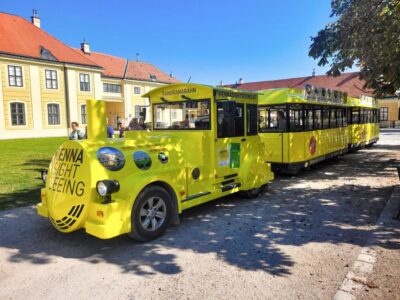 Panorama Train Tickets to explore Schönbrunn Palace
