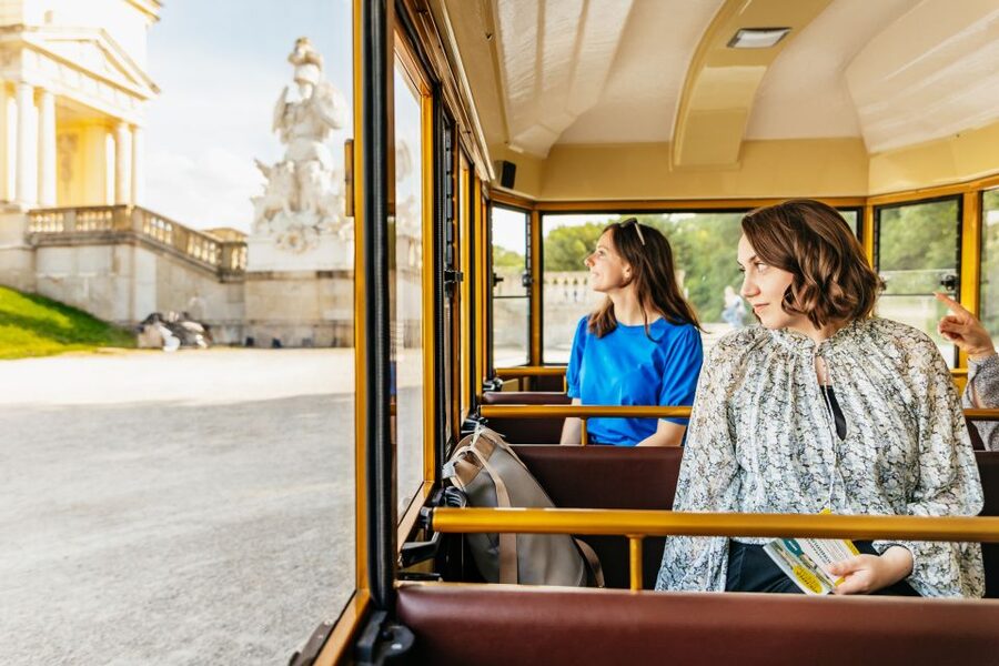 Vienna: Panorama Train Tickets to explore Schönbrunn Palace - Timing your day from 10:00 AM to 5:00 PM