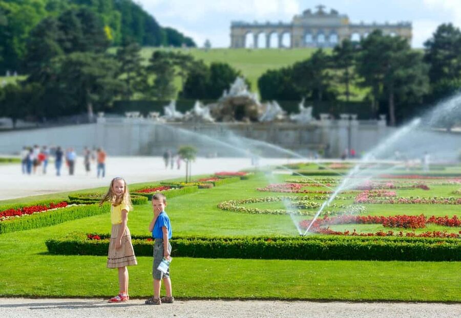 Vienna Private Full Day Tour – Tickets to Schönbrunn & Lunch - A six-hour introduction to Vienna’s imperial center