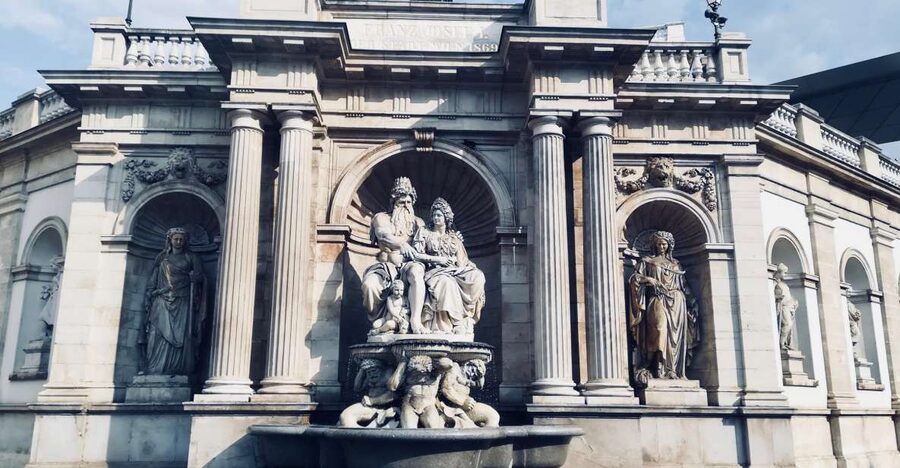 Vienna: Private Walking Tour - A smart first walk through Vienna’s old center