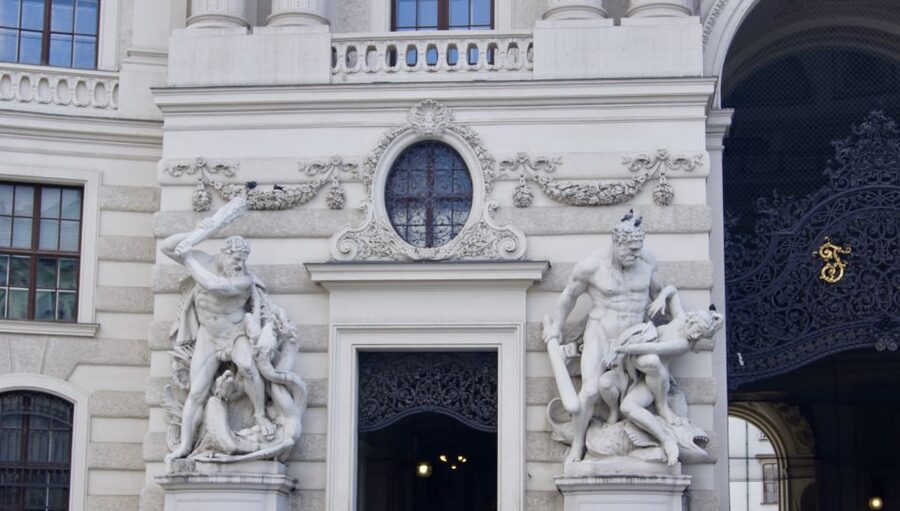 Vienna: Private Walking Tour - The Graben and the Plague Column