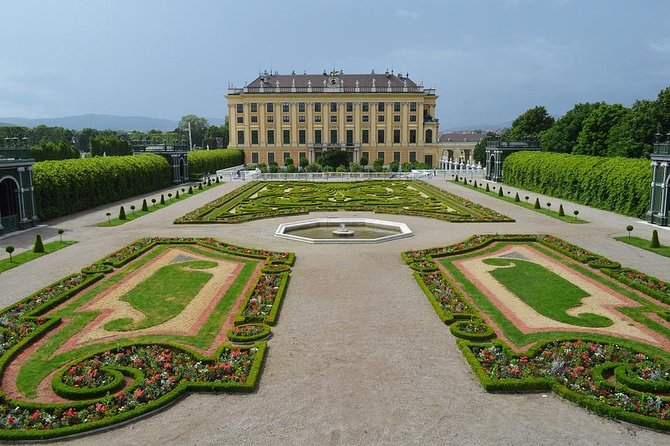 Vienna Private Walking Tour with a Local - The guides make or break the experience