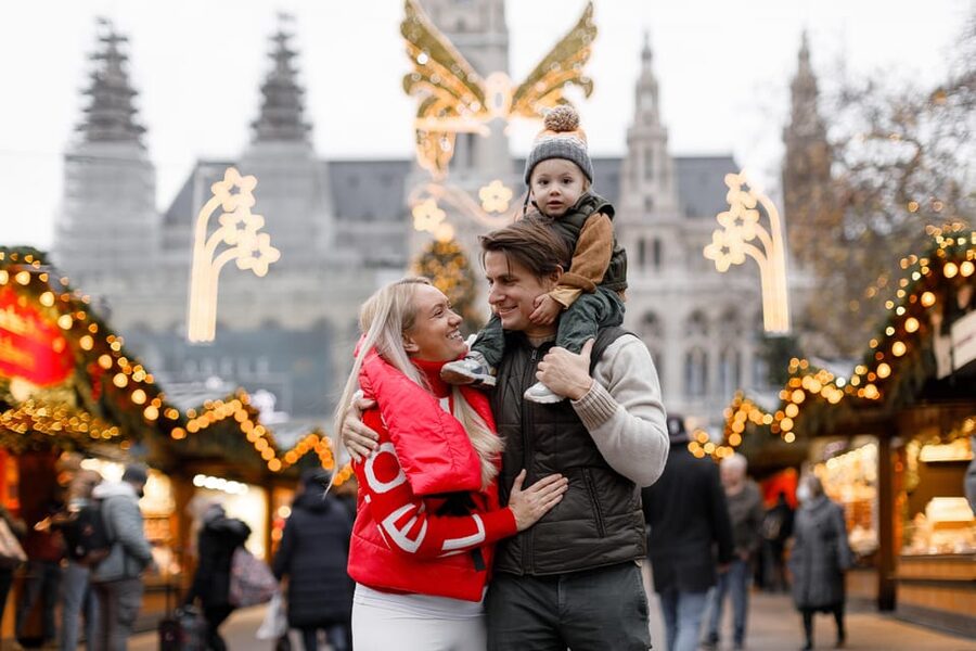 Vienna: Professional Photoshooting - Graben Street and photographs with city energy
