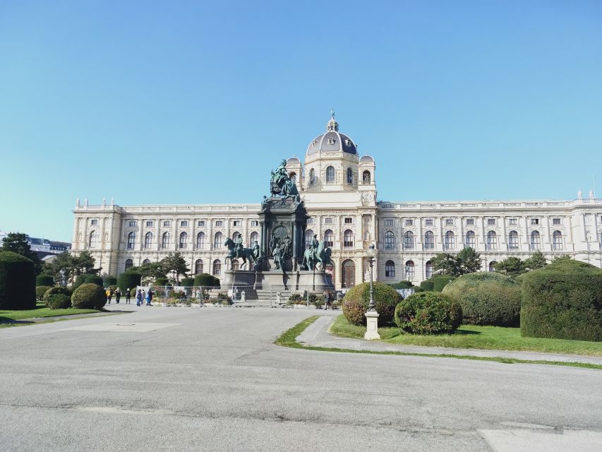 Vienna: Schönbrunn Palace and City Center Guided Tour - Starting at Schönbrunn Palace