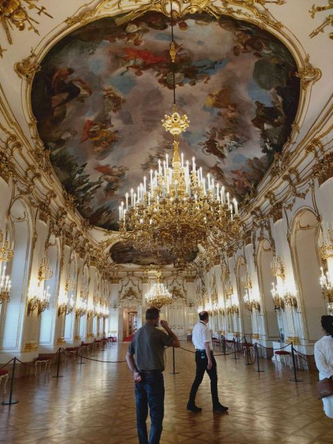 Vienna: Schönbrunn Palace & Christmas Market Walking Tour - Is the $64 price good value?