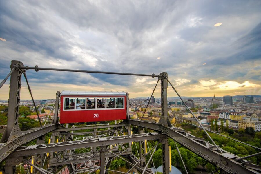 Vienna: Skip-the-cashier-desk-line Giant Ferris Wheel Ride - Inside the historic carriages