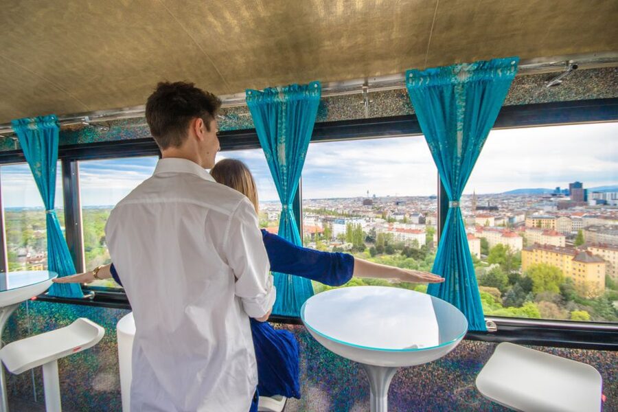 Vienna: Skip-the-cashier-desk-line Giant Ferris Wheel Ride - The views from almost 65 meters