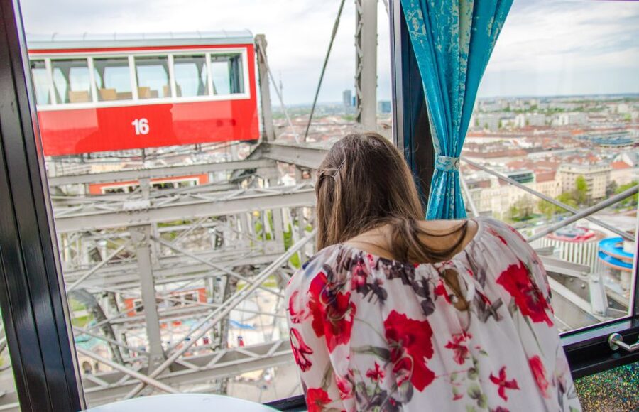 Vienna: Skip-the-cashier-desk-line Giant Ferris Wheel Ride - The history behind Vienna’s best-known wheel