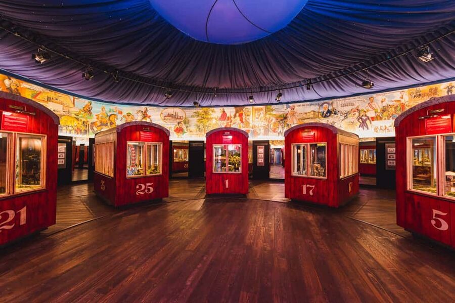 Vienna: Skip-the-cashier-desk-line Giant Ferris Wheel Ride - Is $17 a fair price?