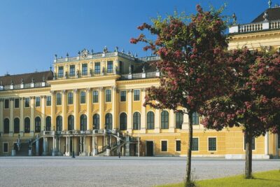 Skip the Line Schönbrunn Palace and Gardens Guided Tour