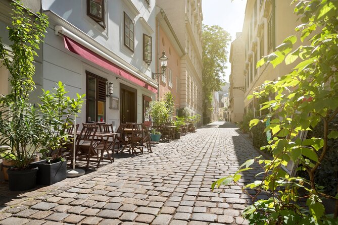 Vienna Spy Mission: Self-Guided Espionage Adventure - The Albertina and a shift toward art and design