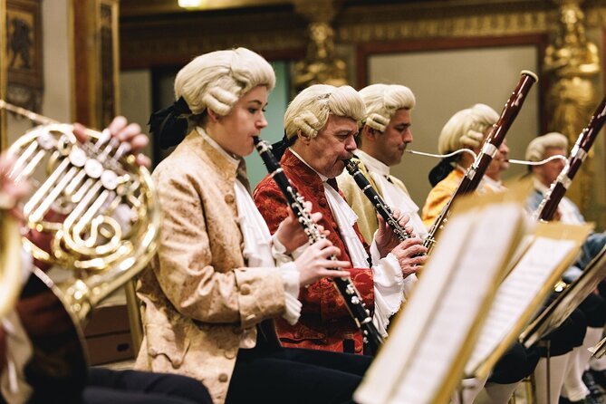 Vienna State Opera House Mozart Concert in Historical Costumes - The VIP package and its real value
