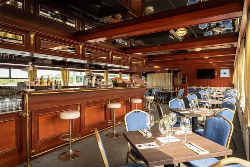 Vienna: Sunset Summer Cruise - Who gets the best value from this cruise