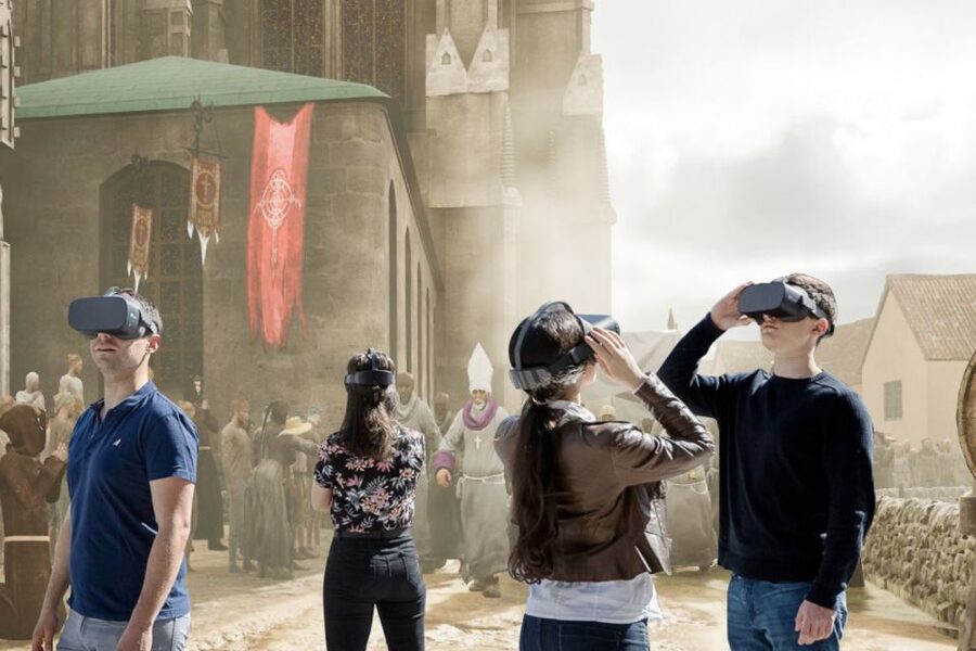 Vienna: Time Traveling Virtual Reality Sightseeing Tour - Key points to know before booking
