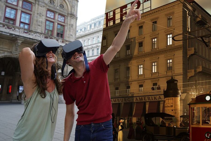 Vienna: Time Traveling Virtual Reality Sightseeing Tour - The Ottoman siege of 1683