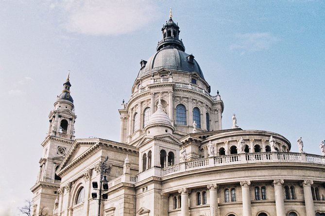 Vienna to Budapest - Private transfer with 2h of Sightseeing - Vehicle sizes matter more than the headline price