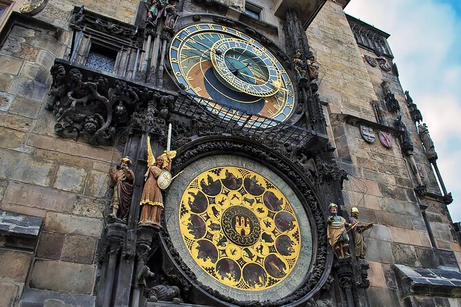 Vienna to Prague: Full-Day Private Tour with Guide and Transfers - What the private format is really worth