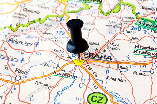 Vienna to Prague - Private Transfer with 2 hours of Sightseeing - Lednice and Valtice for castles and gardens