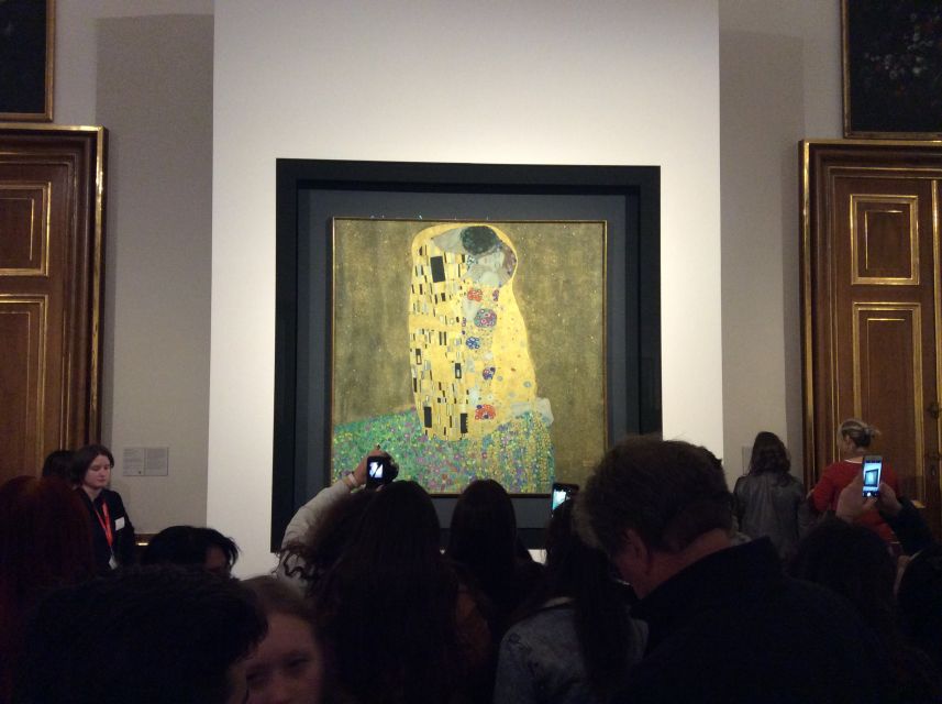 Vienna: Tour of Gustav Klimt's Art in 3 Museums with Tickets - Walking to the Leopold Museum
