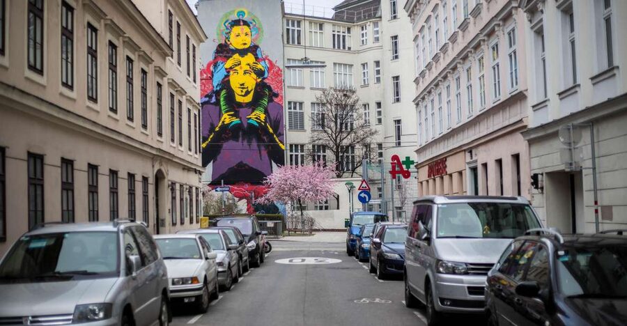 Vienna Urban Art Tour: Explore a different side of Vienna! - Following the route through hidden alleys