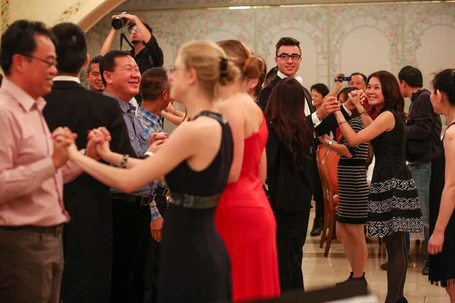 Vienna: Viennese Waltz Workshop for Couples - Music, movement, and the feeling of Vienna