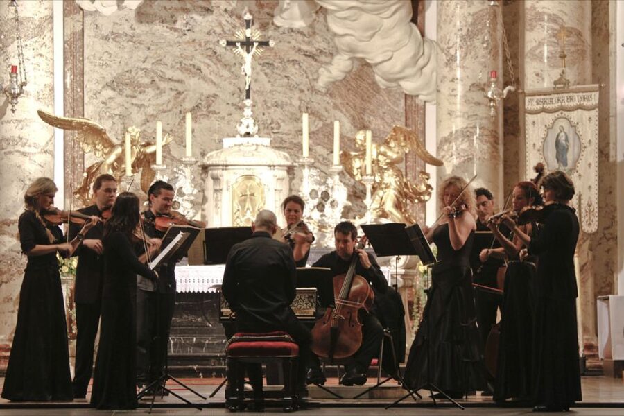 Vienna: Vivaldi’s Four Seasons Concert in Karlskirche - Entry rules and a smooth evening plan